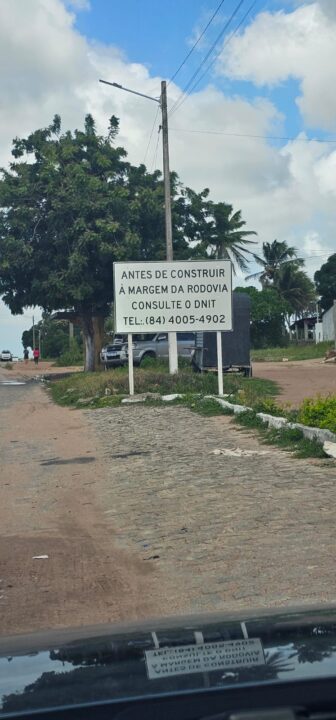 Construção às margens de BRs Imóveis às Margens de BRs: Construção e Regularização Exigem Autorização e Observância às Diretrizes do DNIT.